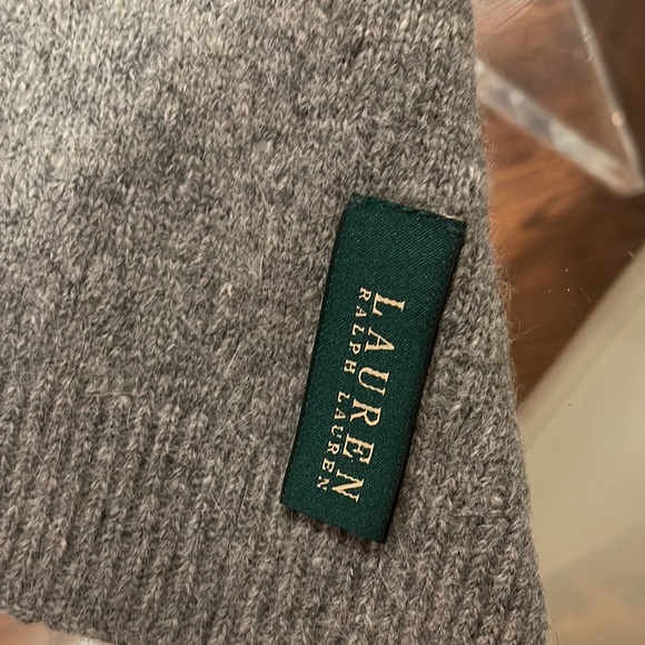 Lauren by Ralph Lauren gray scarf - Picture 4 of 4